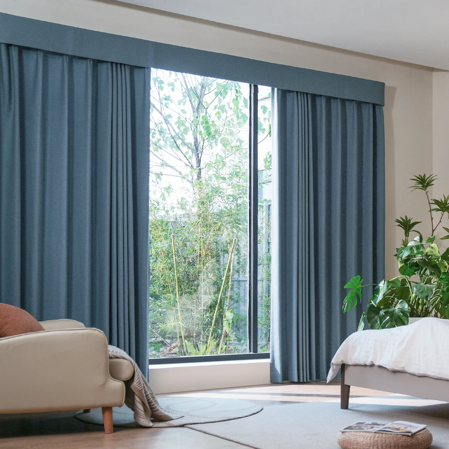 Can silk curtains be layered with other window treatments?