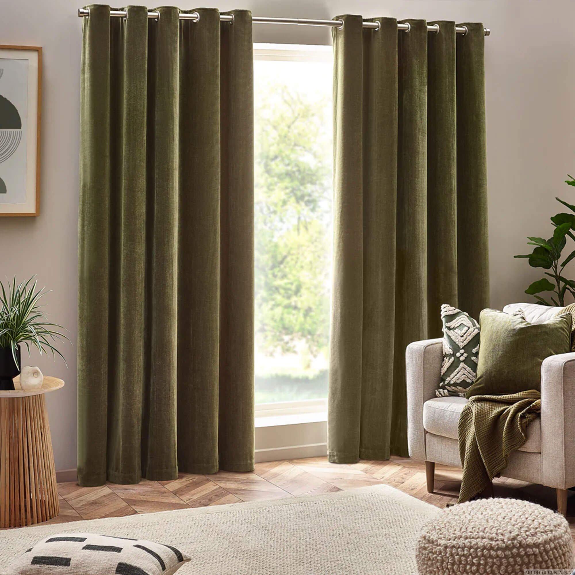 What types of fabrics are commonly used in hotel curtains?