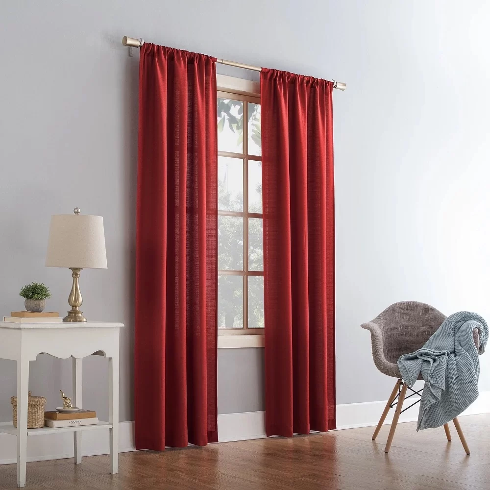 Red Curtains s7